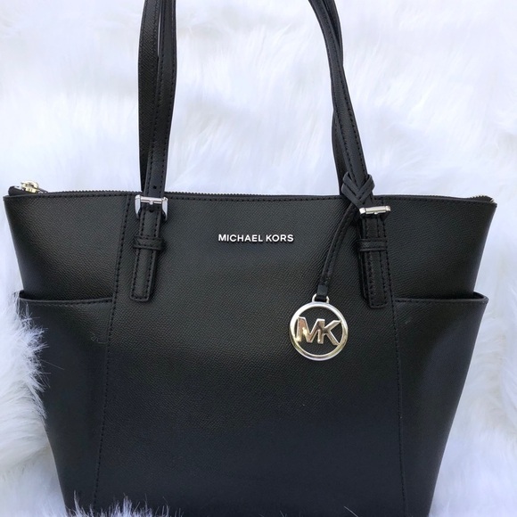 Michael Kors Jet Set East West large tote gold hardware - Picture 6 of 8